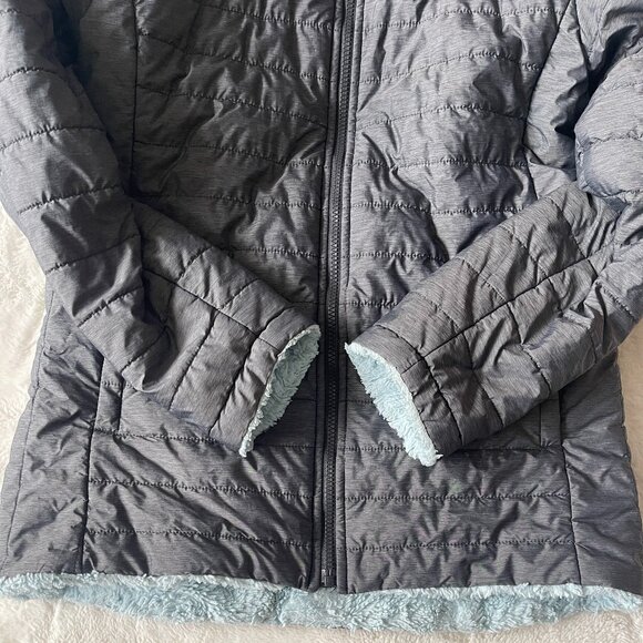 The North Face Girls' Mossbud Swirl Parka In Gray & Starlight Blue Size: XL (18) - Picture 7 of 11